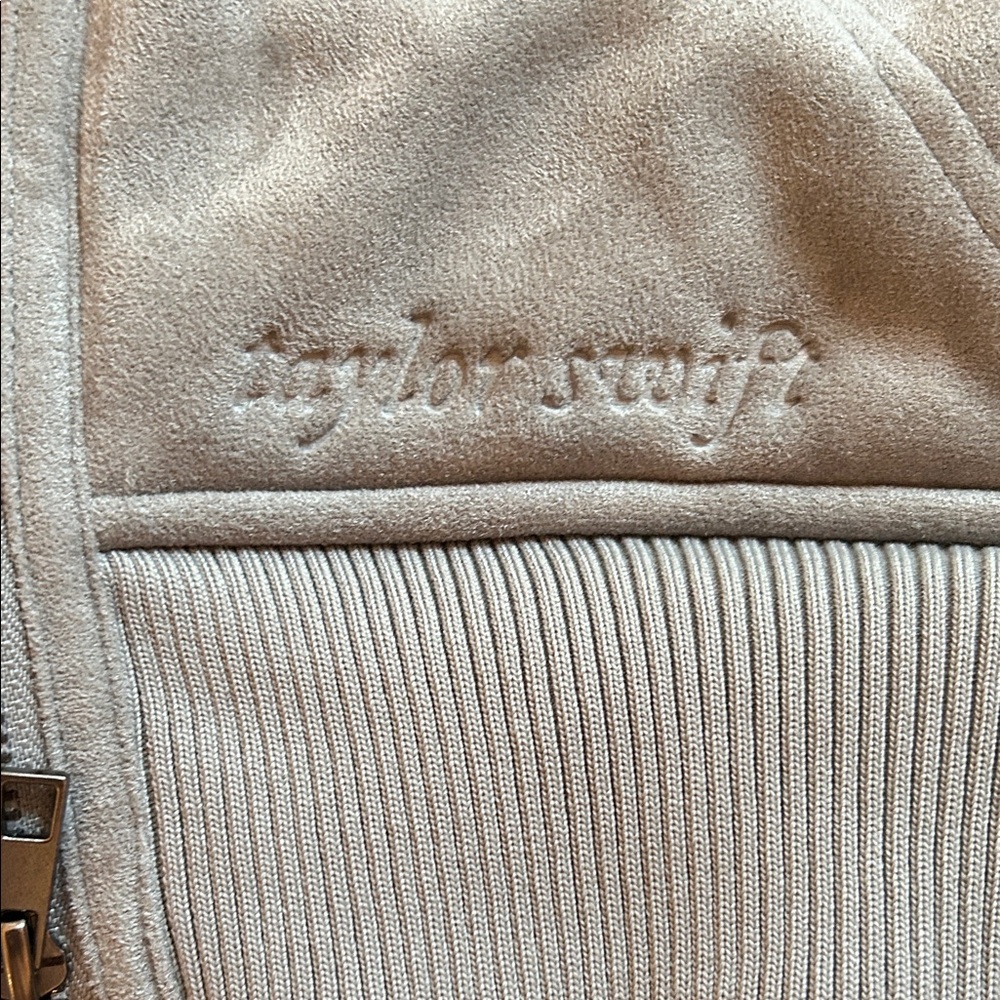 Taylor Swift Folklore jacket - Picture 6 of 7